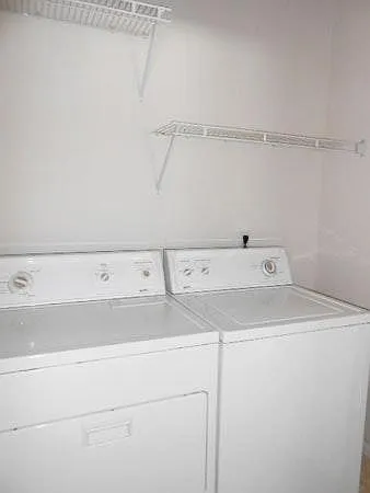 1314 Armsley Ct — Photo 9