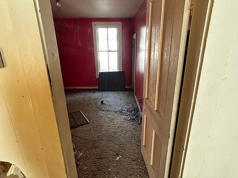 304 N Spruce St — Photo 25