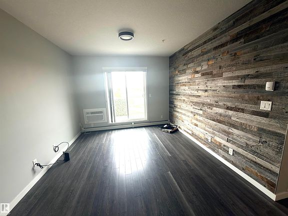 3rd image of 812 Welsh Dr SW #415