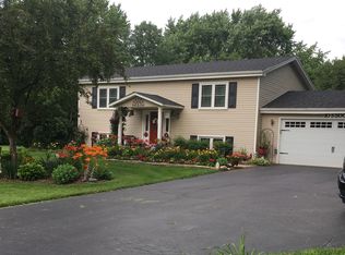 10S300 Alan Rd, Naperville, IL 60564