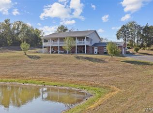 3012 Lewis Dr, Bloomsdale, MO 63627