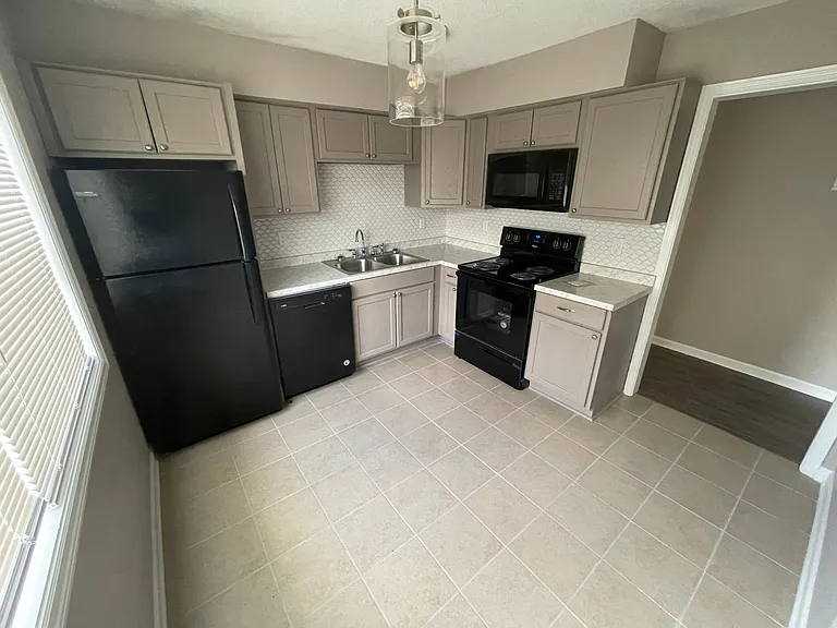 3159 Longbow Dr #A — Photo 7