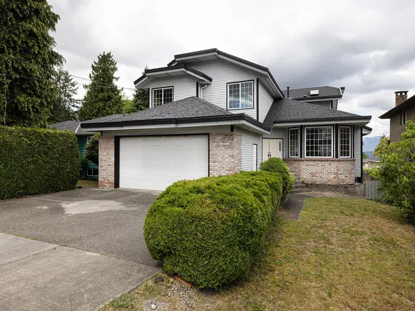7943 Rosewood St, Burnaby, BC V5E 2H4