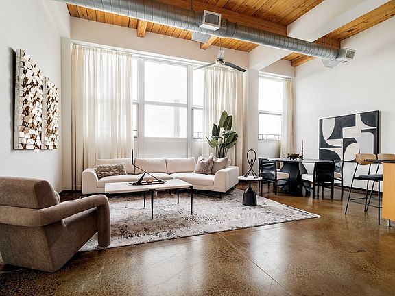 2nd image of 120 Holmes St Unit 304