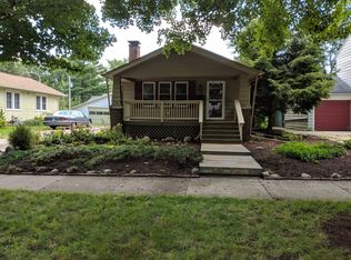 703 W Columbia Ave, Champaign, IL