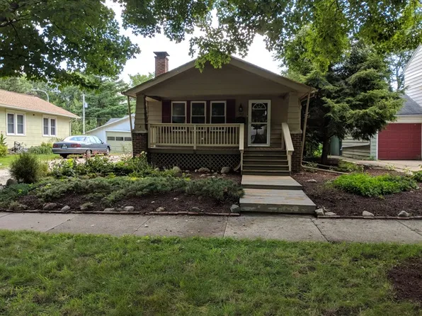 703 W Columbia Ave, Champaign, IL 61820