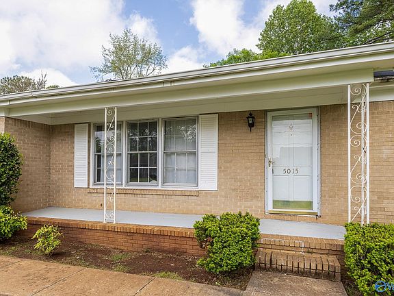 3rd image of 5015 Lori Cir NW