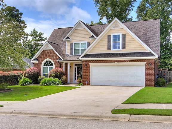 2nd image of 936 Woody Hill Cir