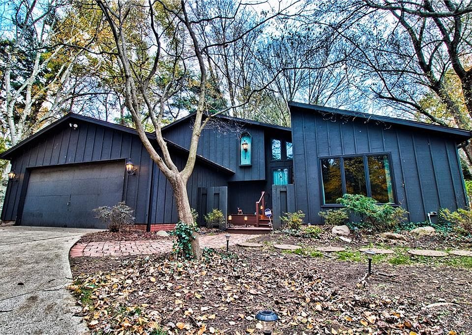 1st image of 6255 Hemlock Dr