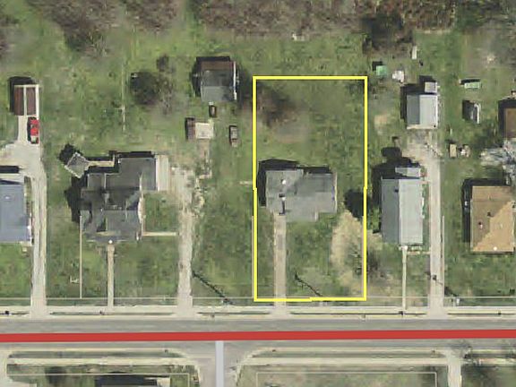 2nd image of 224 W Pike Ave