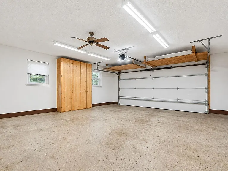 3 Krivik Ct — Photo 41