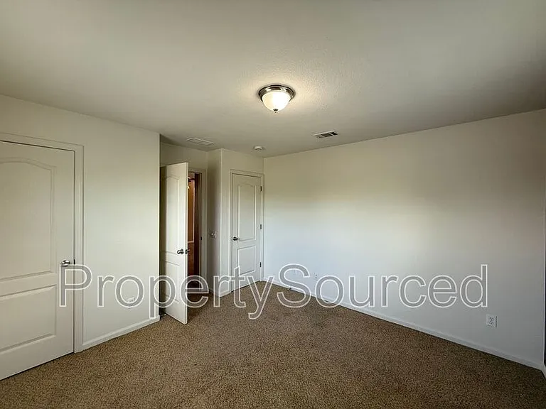 1688 Gathering Ln — Photo 43