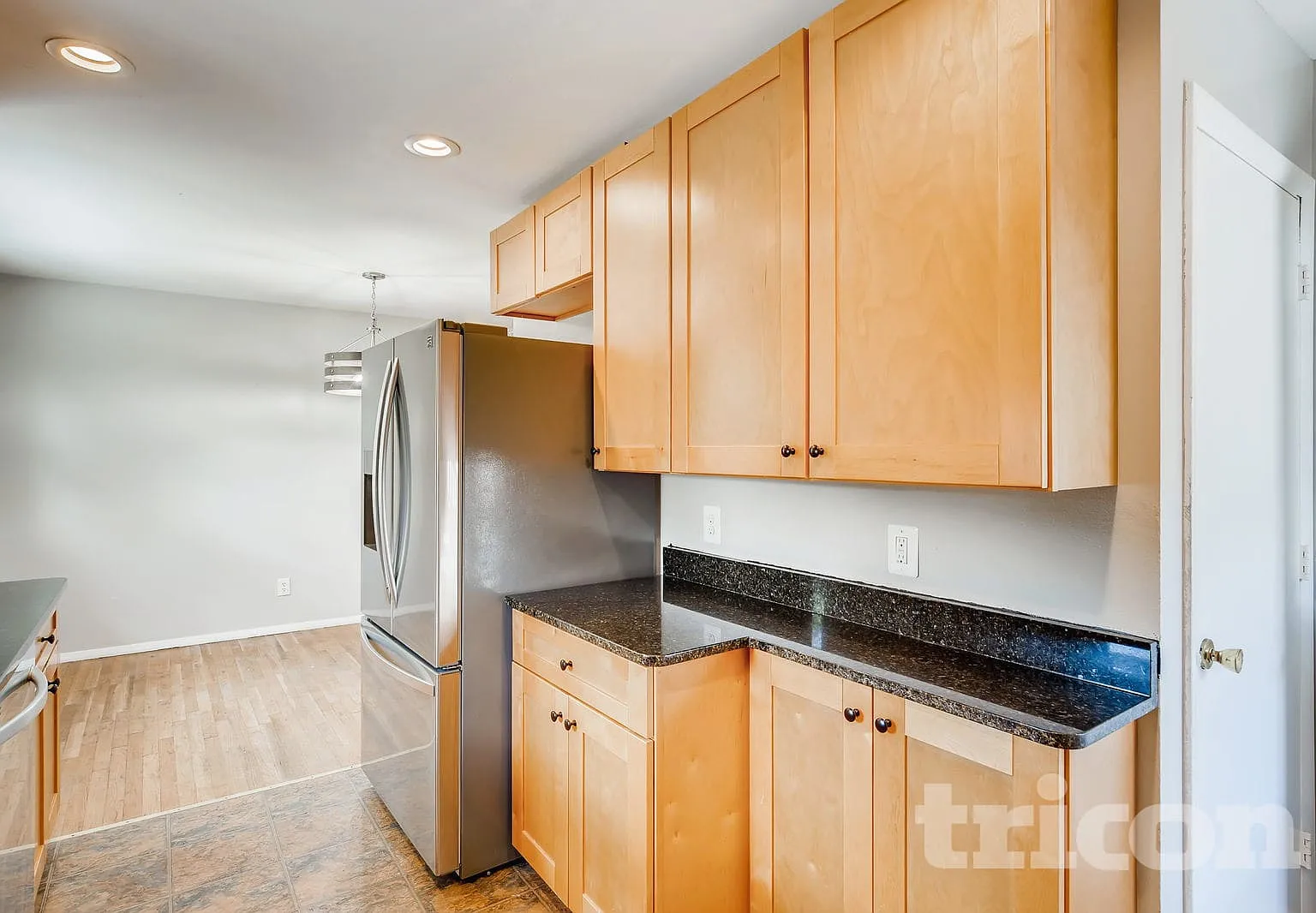 9616 10th Ave Parkville MD — Photo 4