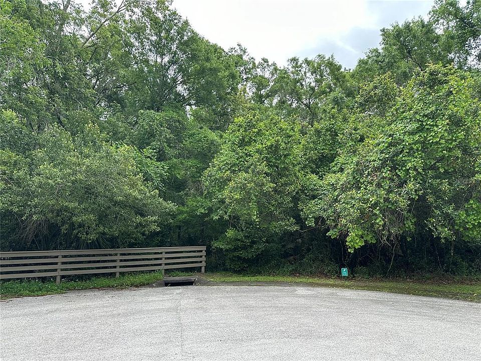 1st image of Regal Oaks Ln Lot 6