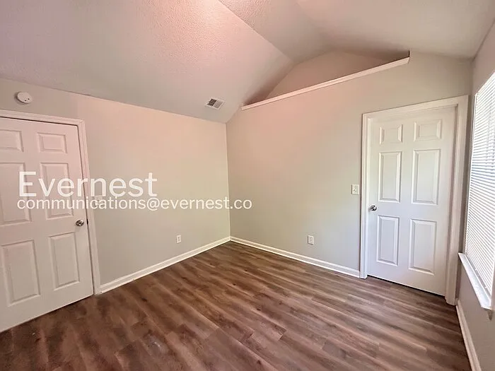 5544 Bluegrass Dr — Photo 15