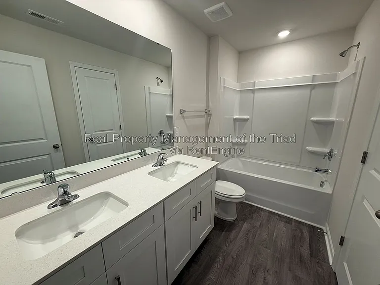 1106 Broholmer Ln — Photo 12