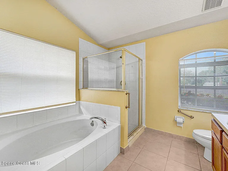 1416 Martinez St SE — Photo 18
