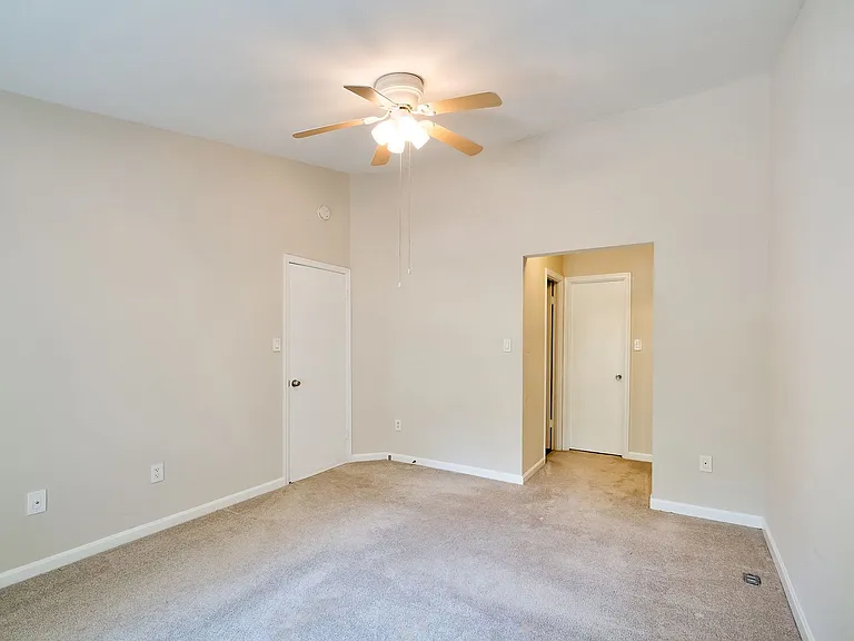 16 Casino Ct — Photo 22