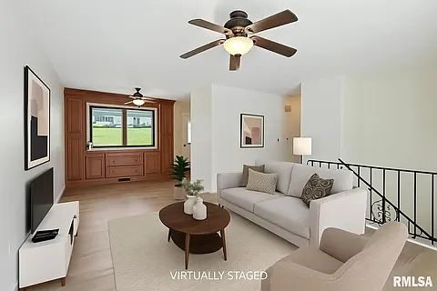 3rd image of 1272 Golden Valley Dr