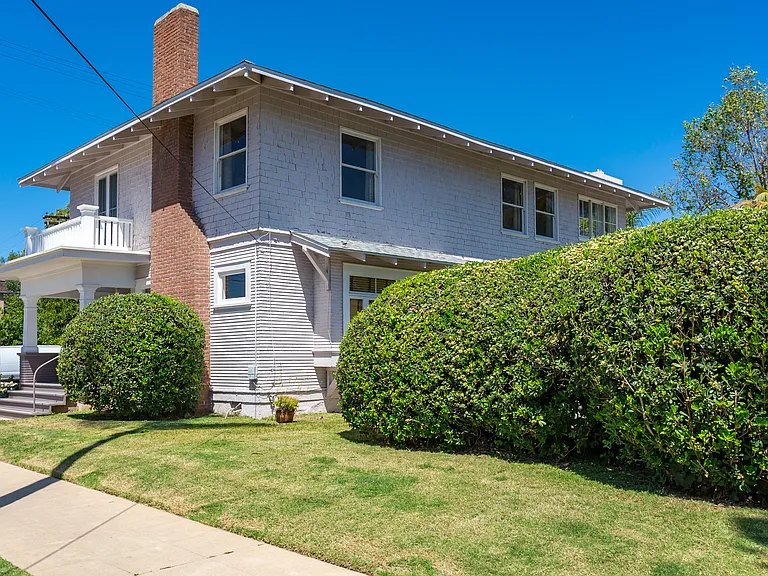 3425 Albatross St — Photo 37