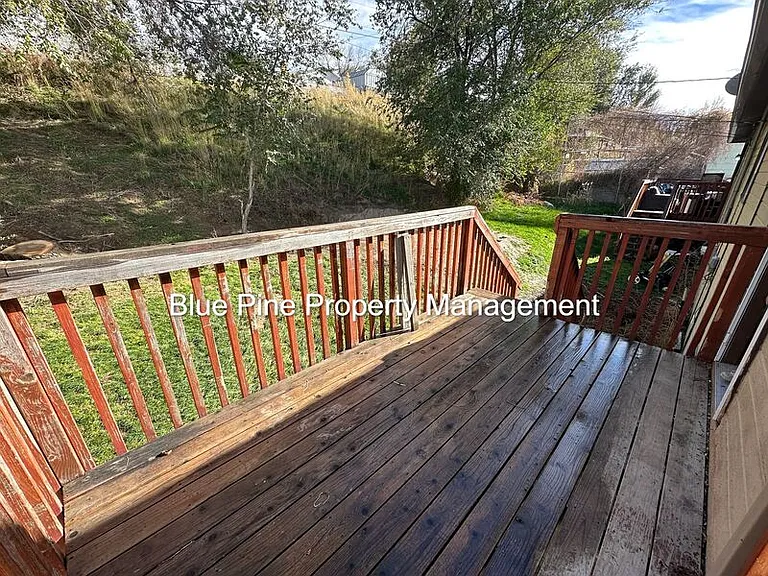 1224 Holman Ave — Photo 13