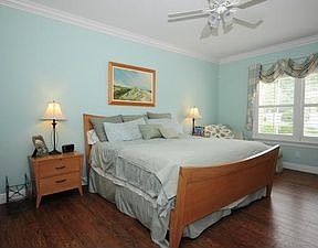 3rd image of 144 Savona Dr