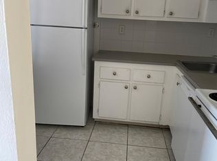 9460 Fontainebleau Blvd APT 433, Miami, FL 33172