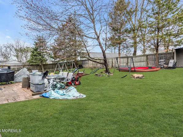 4 Mast Drive, Barnegat, NJ 08005