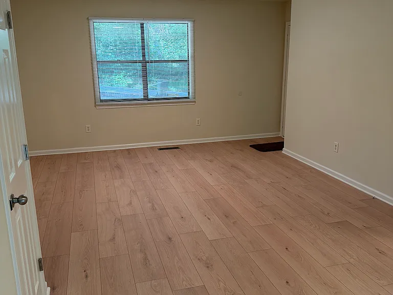 128 Willow Ct #3 — Photo 16