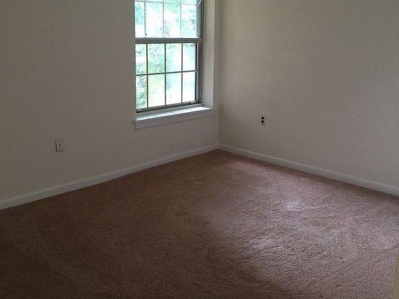 5th image of 1921 Wilson Ln APT 302