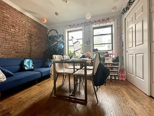 Rented by Nest Seekers International | media 11