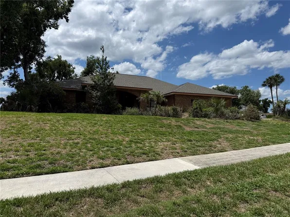 10005 Hunt Cliff Dr, Riverview, FL 33569