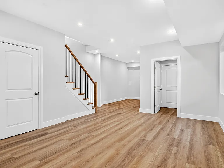 42 Linwood Rd N #B — Photo 27