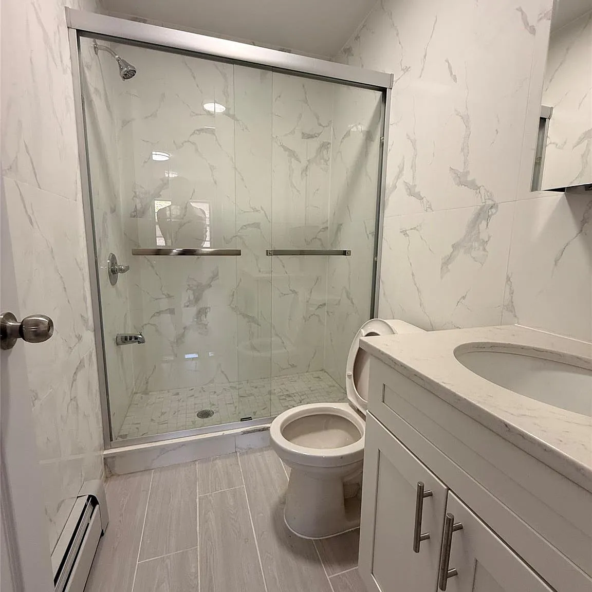 3 bed, 2.0 bath, 1283 sqft, $3,600 — Photo 4