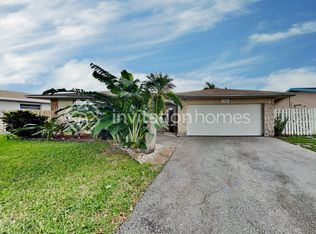 5066 SW 89th Ave, Fort Lauderdale, FL 33328