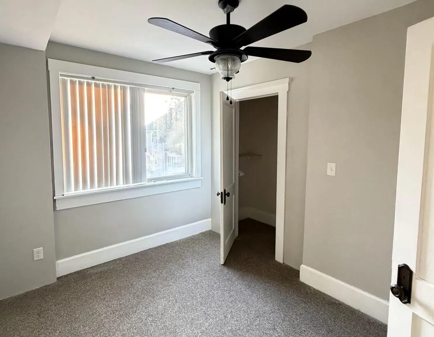 1 bed, $950 — Photo 1