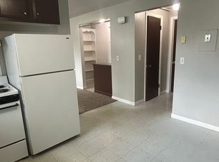 691 Weeden St #2, Pawtucket, RI 02860