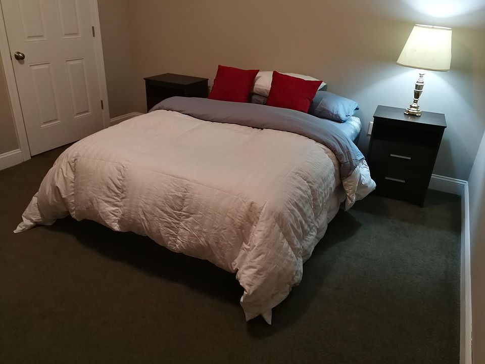 1st image of 360-203 S Elm St