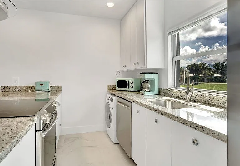 1335 Churchill Rd #A — Photo 3