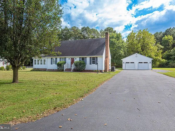 30299 Holly Ln, Delmar, MD 21875