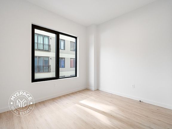 5th image of 161 Lenox Rd #415
