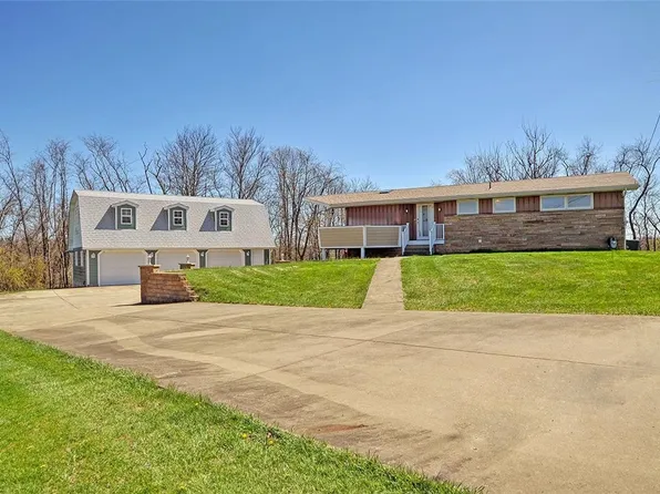 28 Dire Dr, Hickory, PA 15340