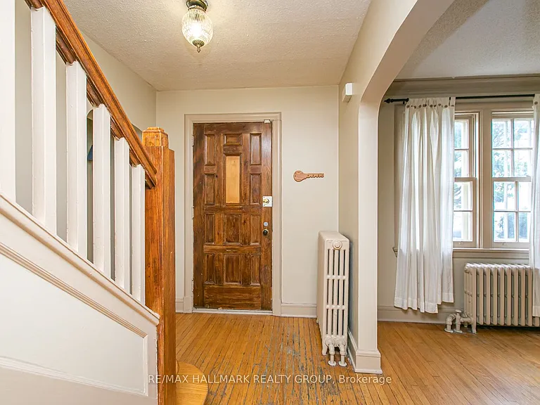 50 Tyndall St — Photo 3