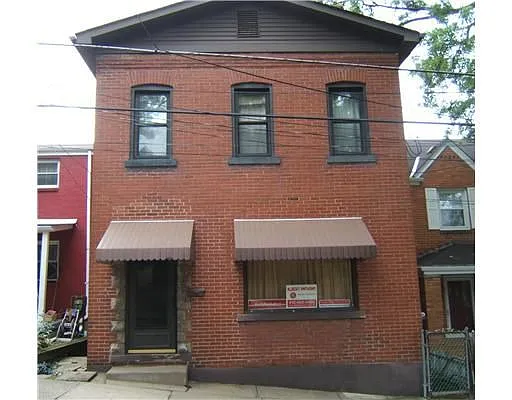621 Montclair St photo 1
