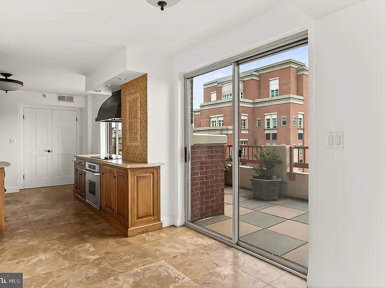 2181 Jamieson Ave #1803 — Photo 31