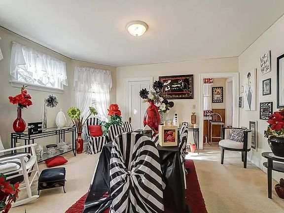 2nd image of 3317 Wunder Ave #1