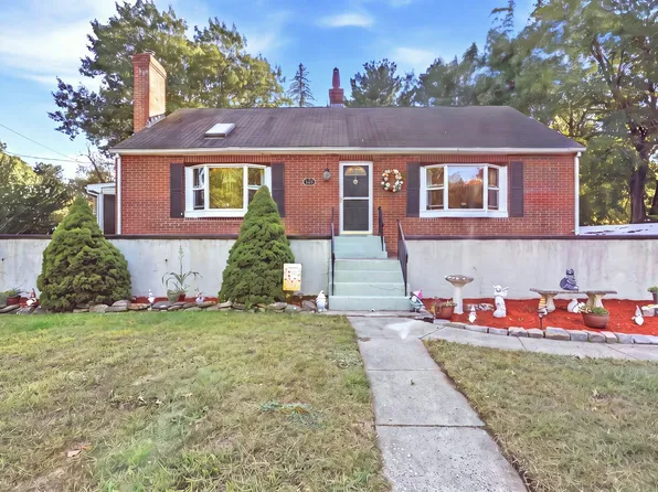 189 Allen Rd, Billerica, MA 01821