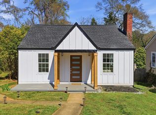 14 Hawthorne Ln, Greenville, SC 29605