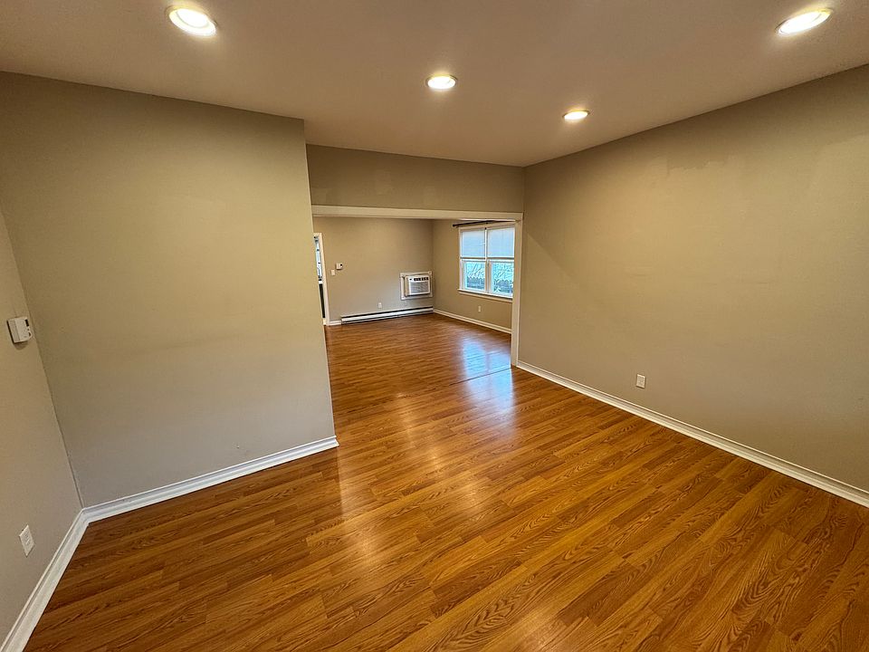 1st image of 53 Maple Ave