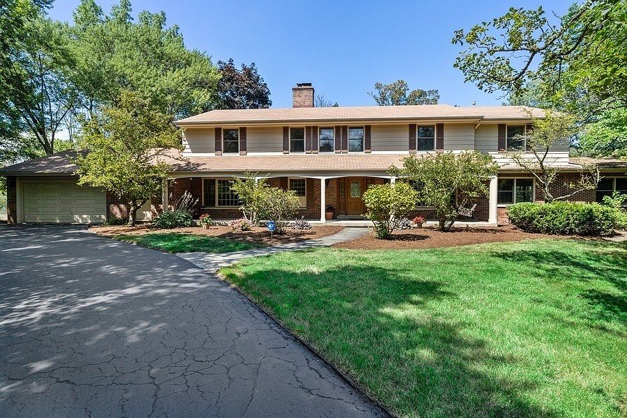 1st image of 1600 Audubon Ln